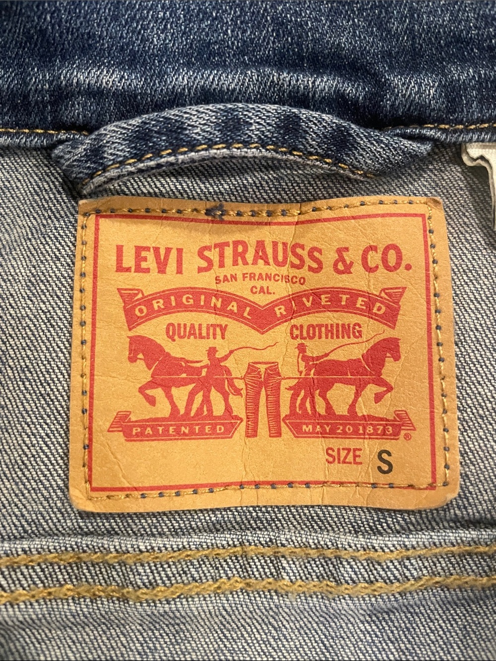 Pre owned Levi’s Men Jean vest biker grunge inspired - Picture 2 of 5